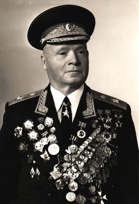 Dmitry Lelyushenko, Colonel General