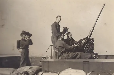 Zoo Flak Tower in 1943
