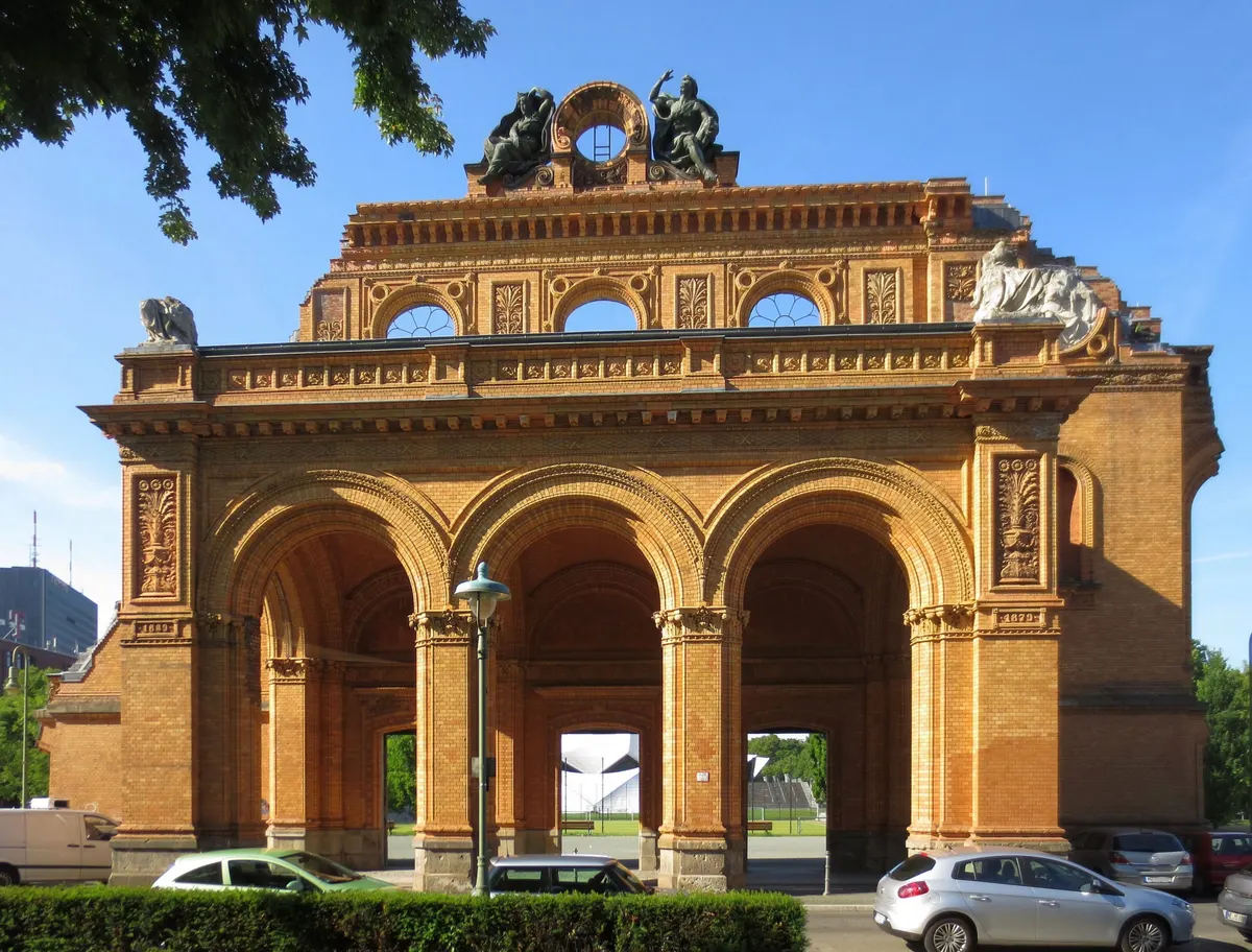 Berlin, Kreuzberg, Askanischer Platz 6-7, Portikus des Anhalter Bahnhofs, 01