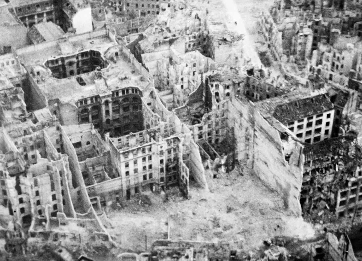Berlin- the Capture and Aftermath of War 1945-1947 C5284