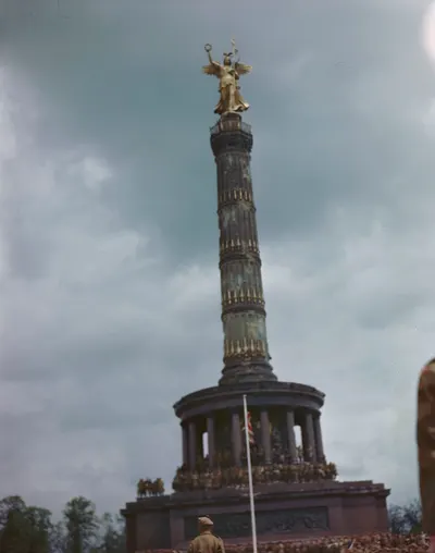 Parade at the Brandenburg Gate July 12th 1945 E010750379-v8