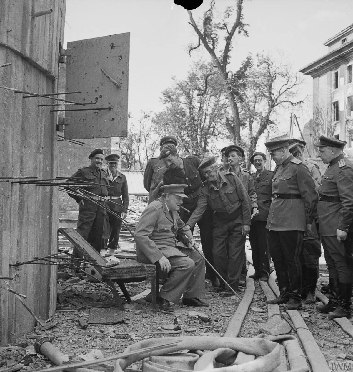 Winston Churchill As Prime Minister 1940-1945 BU8961